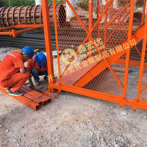 框架式橋梁施工安全梯籠 籠式附網安全爬梯與重型梯籠在腳手架體系中的應用